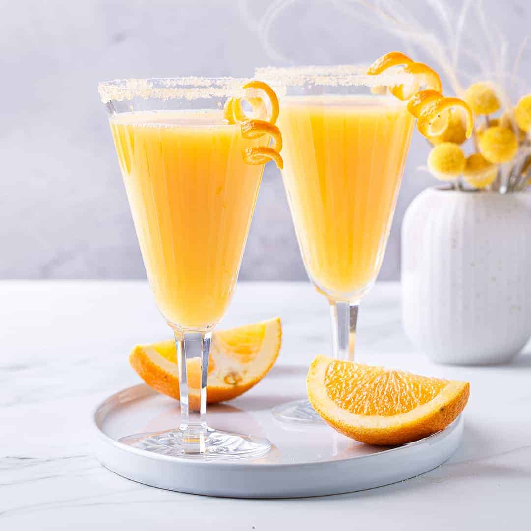 Non alcoholic Mimosa Mocktail