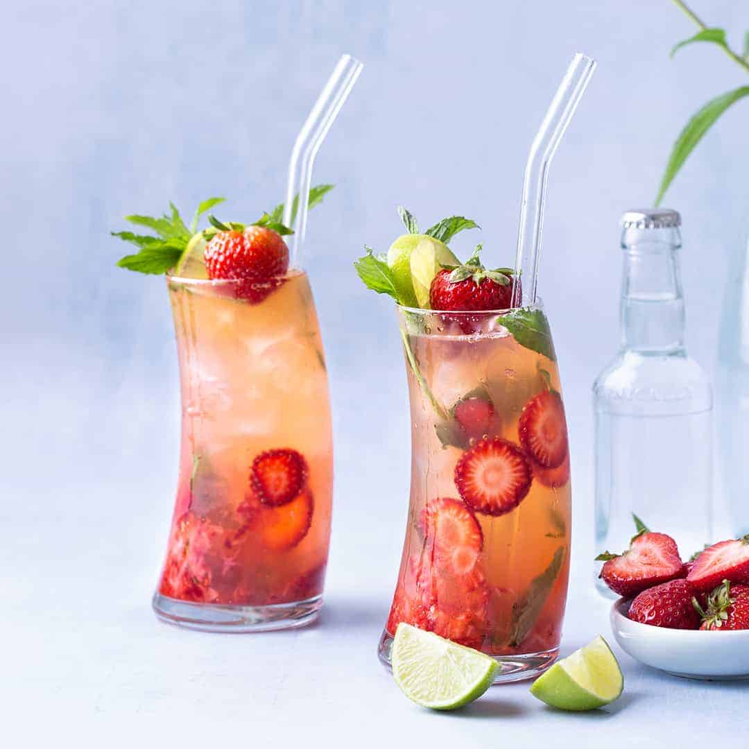 Strawberry Kombucha Mojito Mocktail Recipe