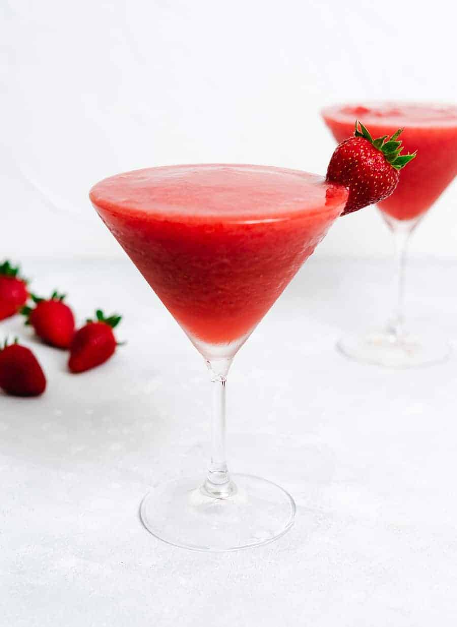 Best Non Alcoholic Strawberry Daiquiri Mocktail