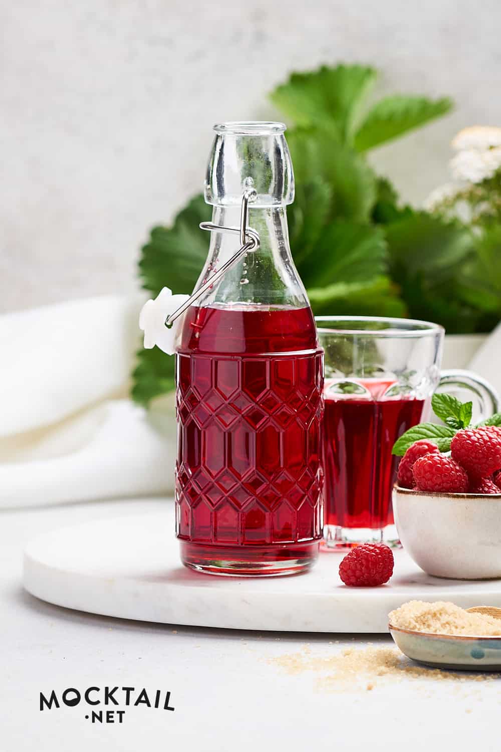 How to Make Raspberry Syrup